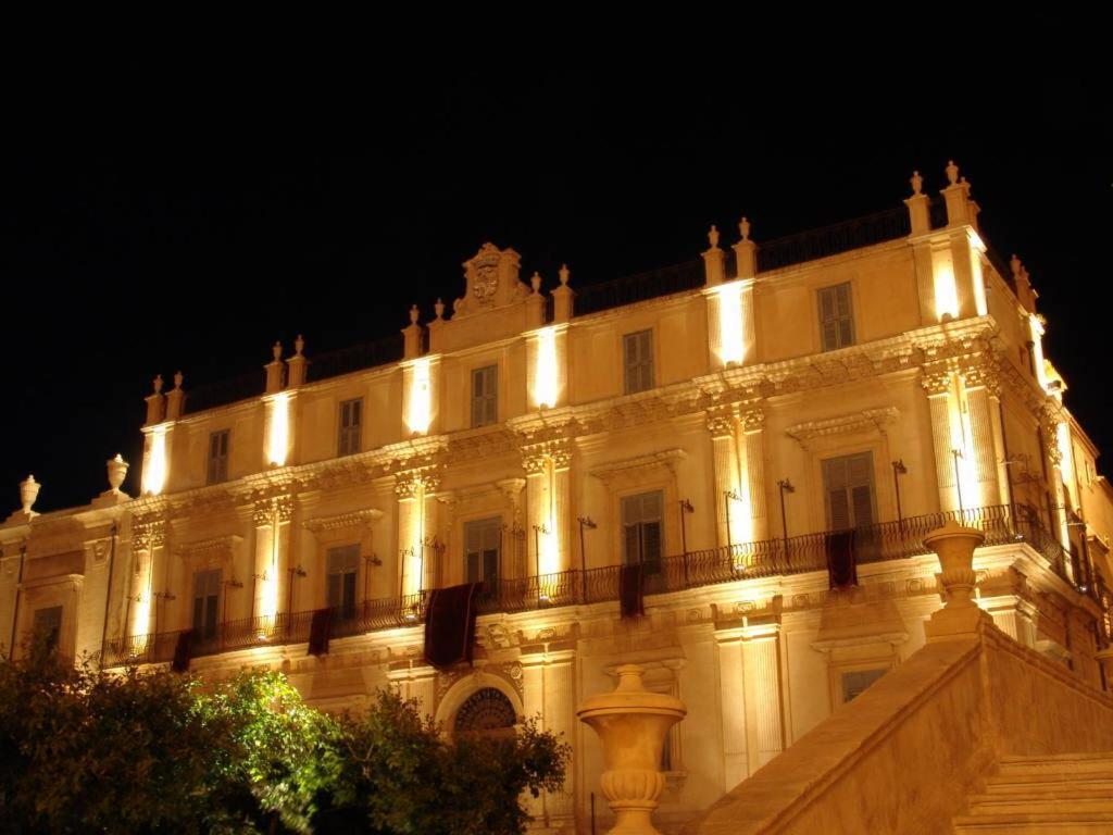 Landolina Palace Hotel ノート エクステリア 写真